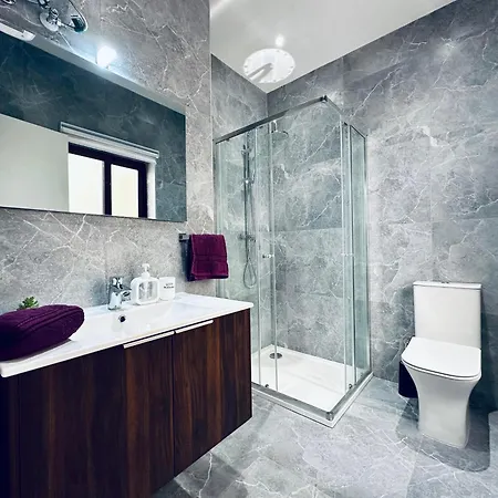 New, Modern And Spacious 4Br Apartment In Mellieħa Buitenkant foto