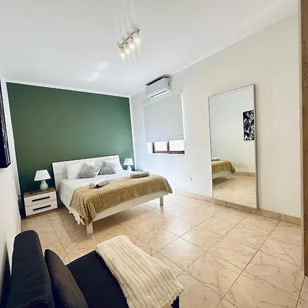 New, Modern And Spacious 4Br Apartment In Mellieħa Buitenkant foto